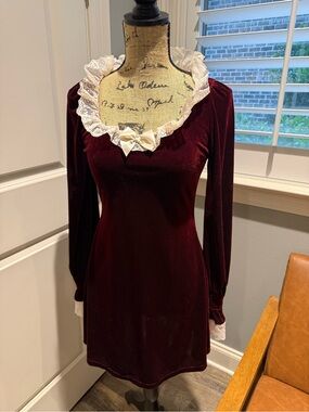 Cider Burgundy Velvet Mini Dress with Cream Lace Collar & Cuffs